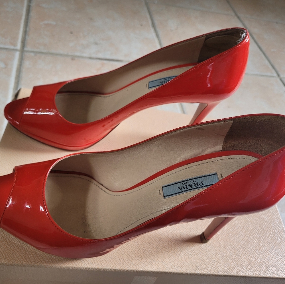 PRADA HEELS 👠 - Picture 6 of 8